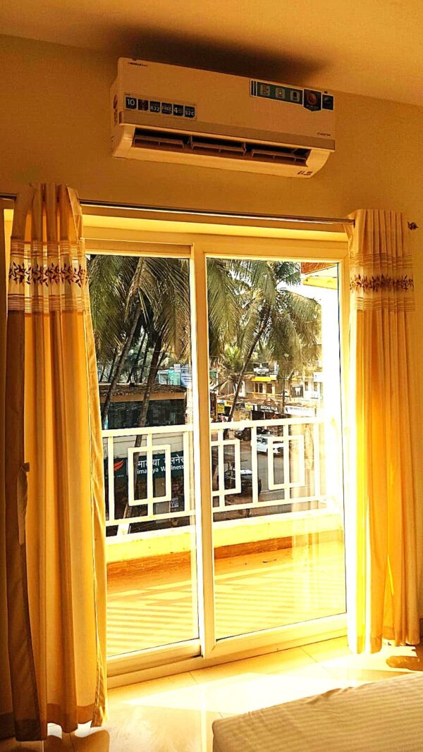 Premium Deluxe Room – Comfort & Elegance "Morjim Paradise By JAS" - Image 4